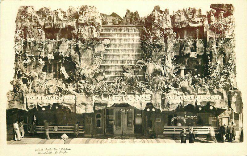 Clifton Pacific Seas Cafeteria 1940s RPPC Postcard Los Angeles California 2626