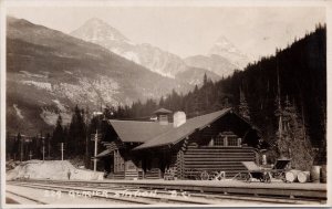 Byron Harmon #229 Glacier Station BC British Columbia Unused RPPC Postcard H45