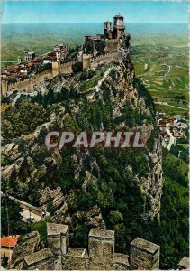 Postcard Modern Republica di S. Marino and the rock general view