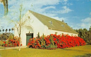 MISSION TEXAS~FIRST CHURCH OF CHRIST SCIENTIST-SURROUNDED POINSETTIAS POSTCARD