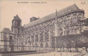 France Bourges La Cathedrale cote Sud