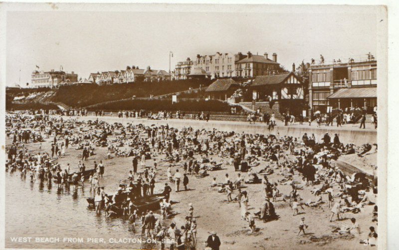 Essex Postcard - West Beach From Pier - Clacton-On-Sea - Ref TZ4094
