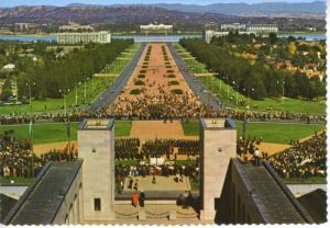 Anzac Parade Canberra Australia ACT War Memorial Postcard D24