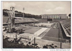 RP: Bathers at Foro Italico, Piscina, Rome, Lazio, Italy 1961