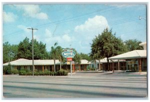 c1950's Shaw's Motel Roadside Tampa Florida FL Unposted Vintage Postcard 
