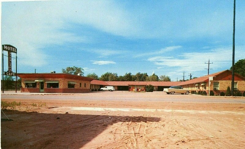 Postcard View of Byerley's Motel & Cafe, Guyman, OK.         N6