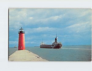 Postcard Entrance to Milwaukee Harbor Milwaukee Wisconsin USA