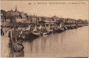 CPA Trouville Les Barques de Peche (1233001)