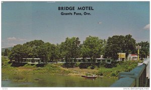 Scenic view,  Bridge Motel,  Grants Pass,  Oregon,  40-60s