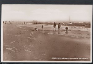 Lincolnshire Postcard - Golden Sands, Sea and Pier, Skegness   RS14924