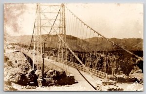 RPPC Suspension Bridge over the Royal Gorge Colorado Postcard B30