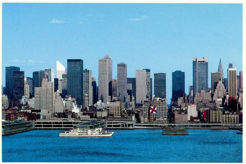 NY - New York City. Hudson River Piers and Midtown Manhattan Skyline