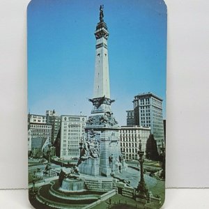 Vintage Postcard Soldiers and Sailors Monument Indianapolis Indiana