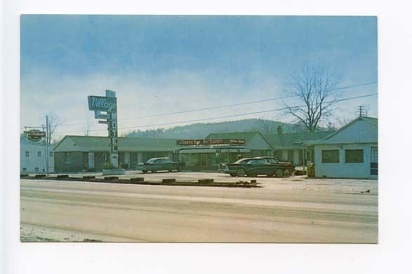 London KY Motel and Restaurant Old Cars Postcard