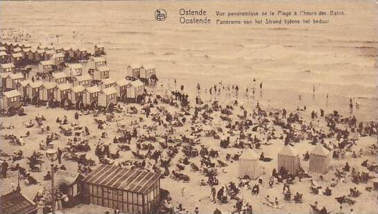 Belgium Oostende Vue panoramique de la Plage a l'heure des Bains 1933