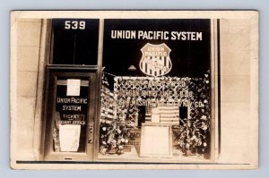 RPPC UNION PACIFIC SYSTEM RAILROAD TICKET & FREIGHT OFFICE OREGON PHOTO POSTCARD