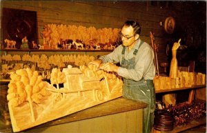 MO, Branson SILVER DOLLAR CITY THEME PARK Wood Carver GARVIN McCUTCHEON Postcard