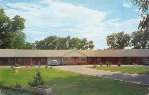PERRY, GA  Georgia   SWAN MOTOR COURT   Roadside   1960? Postcard