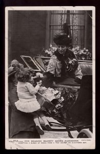 ROY132 - eloved Queen Alexandra on Alexandra Day accepts flowers - postcard