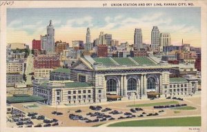 Missouri Kansas City Union Station And Sky Line