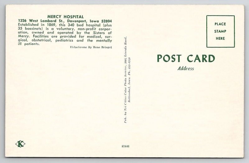 Davenport Iowa Mercy Hospital Postcard D30