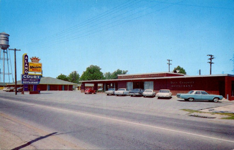 Arkansas Walnut Ridge Alamo Court and Davy Crockett Restaurant