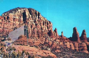 VINTAGE STANDARD SIZE POSTCARD CHAPEL OF THE HOLY CROSS SEDONA ARIZONA