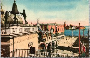 Postcard   Italy Venice - Piazza San Marco