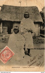 CPA AK Femmes Bezanozano MADAGASCAR (819147)