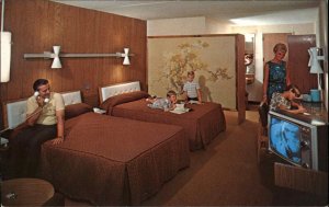 Penns Grove NJ Motel Howard Johnson TV Telephone Child Pretty Woman Postcard