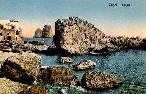 Italy - Capri. Scoglio