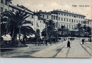 Historic Grand Hotel Streetview Statues Palm Trees Pegli Italy BW Postcard 