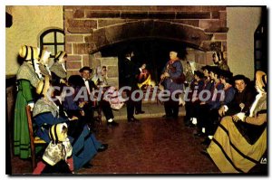 The Modern Postcard Brive Pastourelles Du Bas Limousin Au Chateau De Castel N...