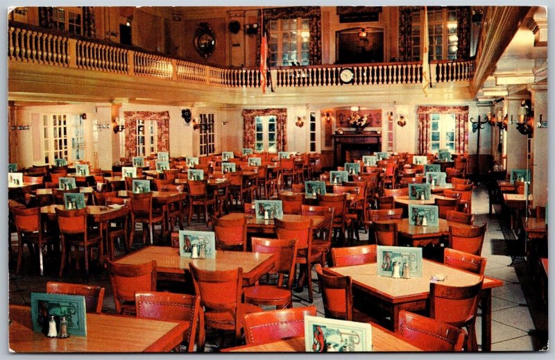 Vtg Boston Massachusetts MA Pieroni's Restaurant & Hotel Dining Room Postcard