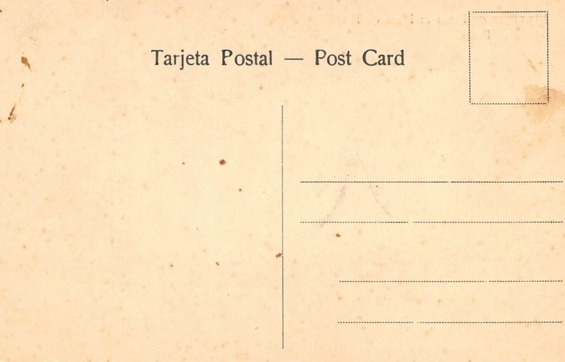 LP43    Panama Postcard  Plaza de Pocri