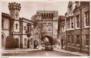 RP: Winchester, Hampshire, England , 1944 ; West Gate