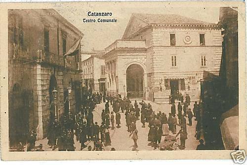 CZ012  CARTOLINA d'Epoca: CATANZARO città : TEATRO COMUNALE