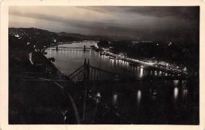 B35885 Budapest Night view of the Danube  hungary