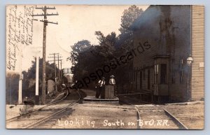 J87/ Fredericktown Ohio RPPC Postcard c1910 B&O Railroad Store Men 1677