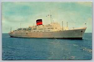 TSS Ocean Monarch   Bermuda  1966   Postcard