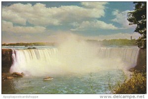 Canada Maid Of The Mist Steamer Niagra Falls Ontario