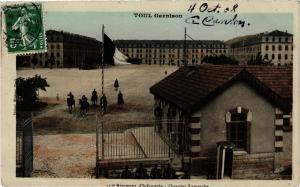 CPA TOUL - TOUL Garnison - Regiment d'Infanterie (483419)