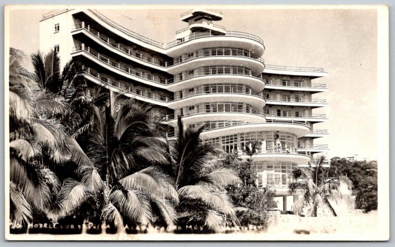 Acapulco  Mexico 1940s RPPC Real Photo Postcard Hotel Club De Pesca