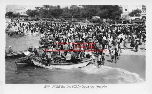 Portugal, Figueira da Foz, RPPC, Doca do Pescado, Large Group of People on Beach