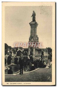 Postcard Old Ste Anne d & # 39Auray La Fontaine folklore