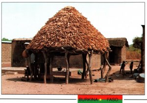 VINTAGE CONTINENTAL SIZE POSTCARD BURKINA FASO PROVINCE DE LA COMOE