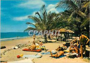 CPM Republique du Gabon Libreville La Plage de L'Hôtel Gamba