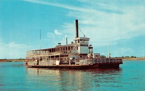 Mississippi River FERRY BOAT  Cars & People   Chrome Postcard