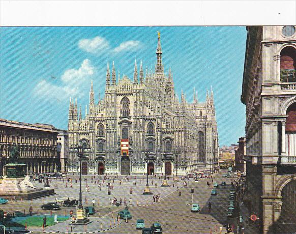 Italy Milano Piazzo Duomo