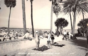 St. Petersburg Florida Bathing Beach, Real Photo Vintage Postcard U8097